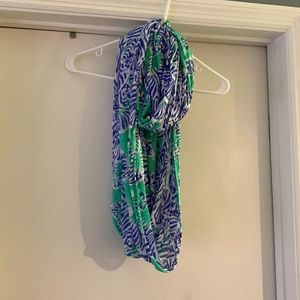 Lilly scarf